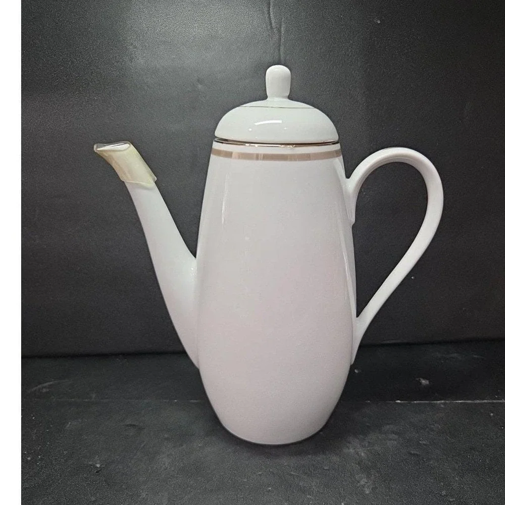 St Regis Fine China Coffee Tea Pot‎ #102, Vtg Japan Porcelain Server, Tableware